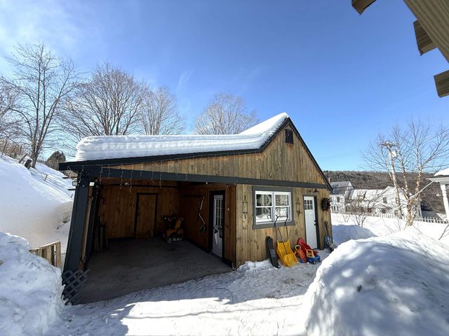 28 Upper Cherry Street, Hardwick, VT 05843