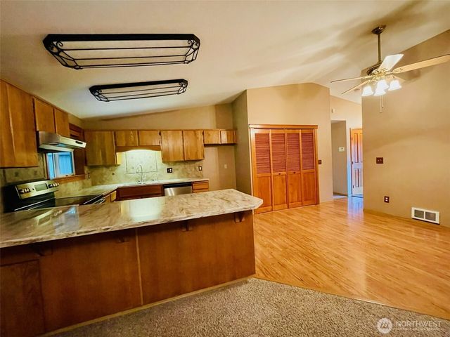 246 27 Walker Road, Toledo, WA 98591