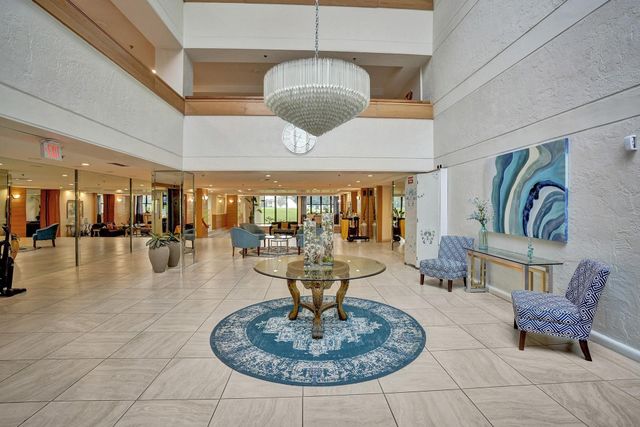 16300 Golf Club Road 109, Weston, FL 33326