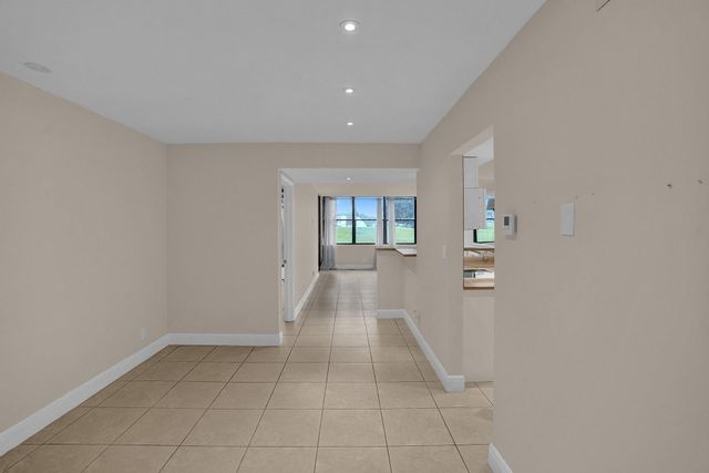 16300 Golf Club Road 109, Weston, FL 33326