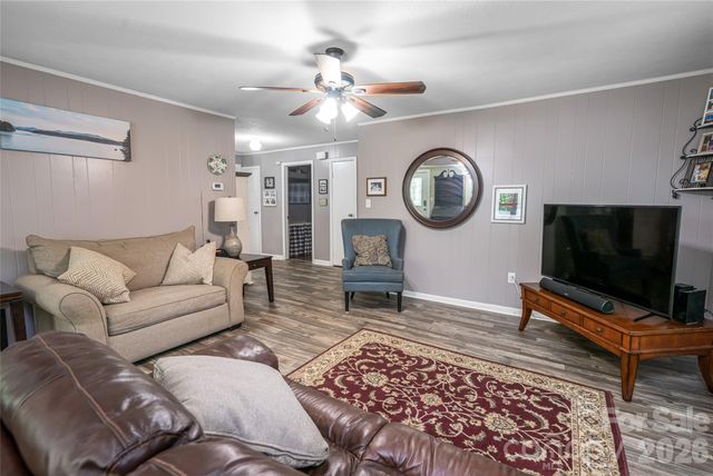 345 Lower Grassy Branch Road, Asheville, NC 28805