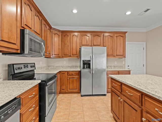 2511 Millwood Circle, Huntsville, AL 35803