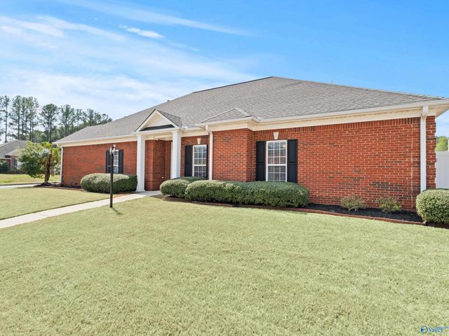 2511 Millwood Circle, Huntsville, AL 35803