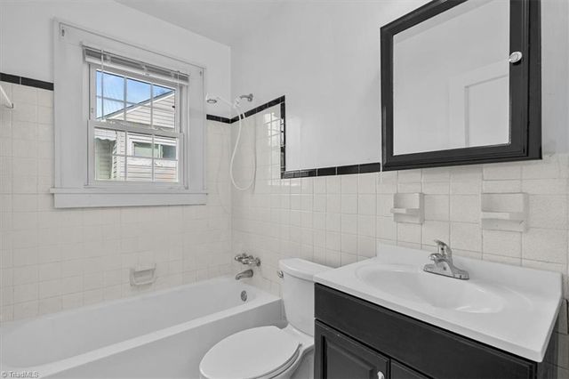 4403 HARVARD Avenue, Greensboro, NC 27407