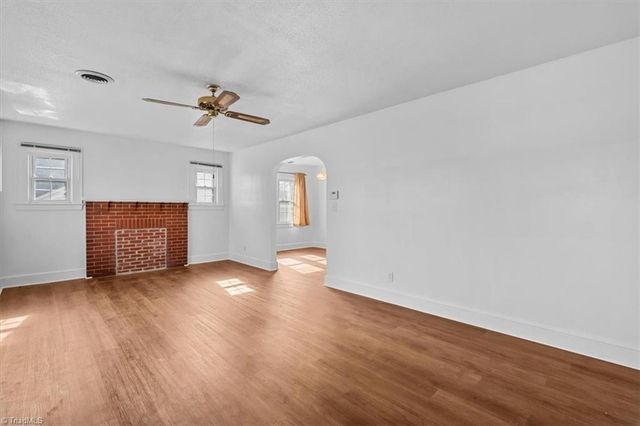 4403 HARVARD Avenue, Greensboro, NC 27407