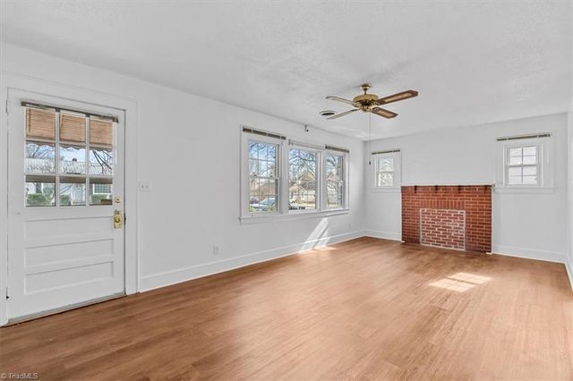 4403 HARVARD Avenue, Greensboro, NC 27407