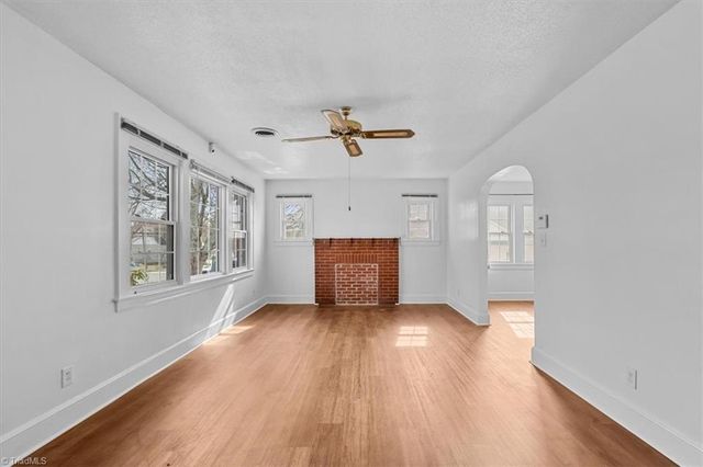 4403 HARVARD Avenue, Greensboro, NC 27407