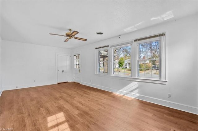 4403 HARVARD Avenue, Greensboro, NC 27407