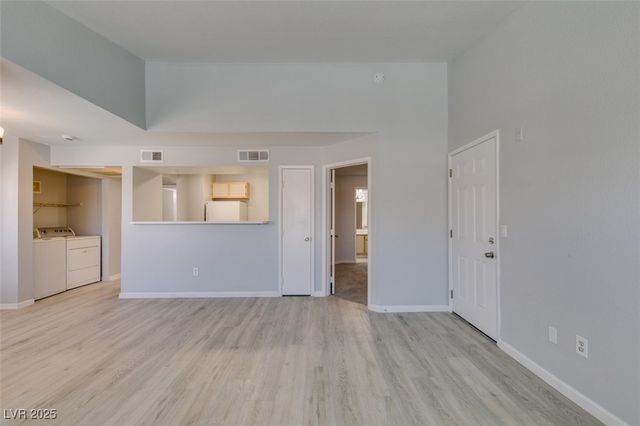 8101 West Flamingo Road 2113, Las Vegas, NV 89147