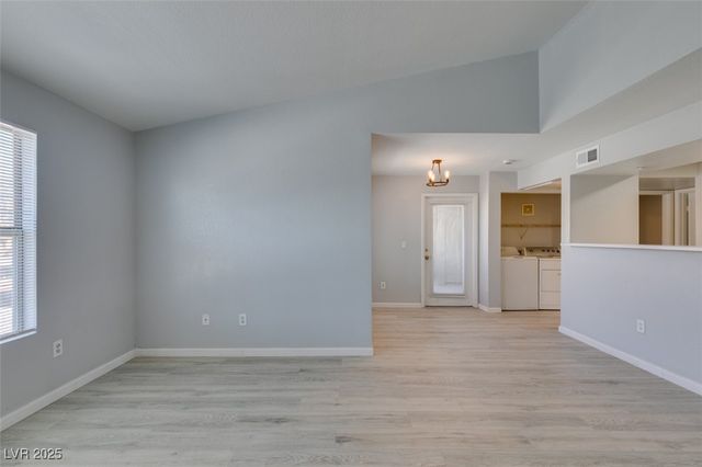 8101 West Flamingo Road 2113, Las Vegas, NV 89147