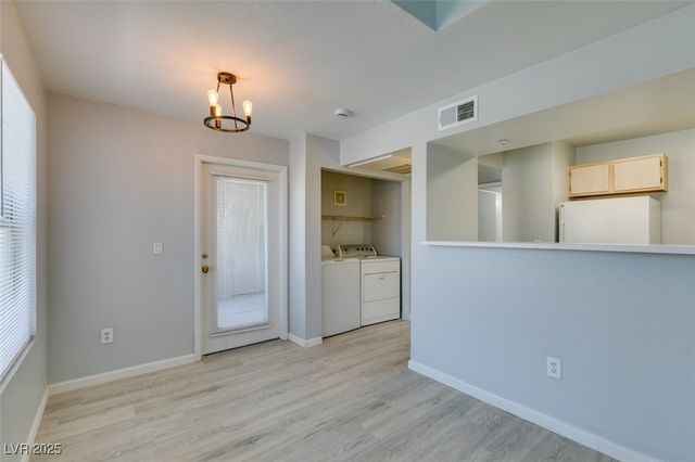 8101 West Flamingo Road 2113, Las Vegas, NV 89147