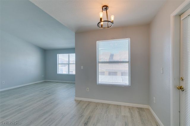 8101 West Flamingo Road 2113, Las Vegas, NV 89147