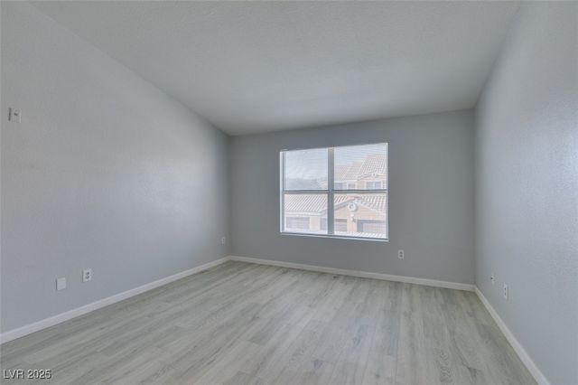 8101 West Flamingo Road 2113, Las Vegas, NV 89147