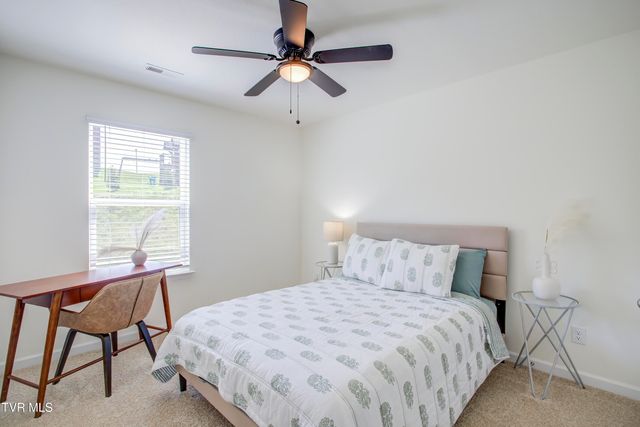 2564 Bridgeforth Crossing, Kingsport, TN 37664