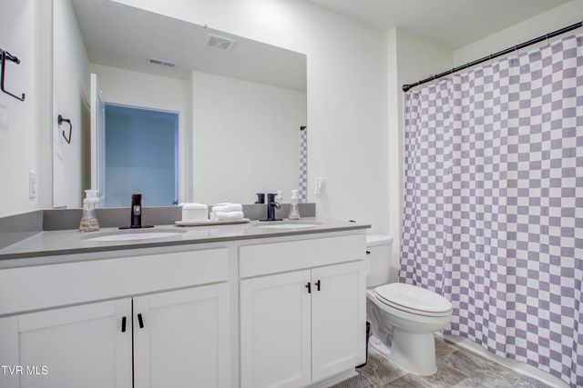 2564 Bridgeforth Crossing, Kingsport, TN 37664