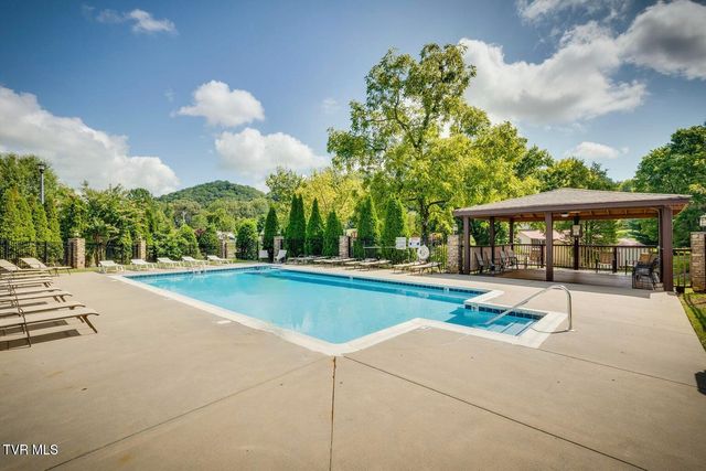 2564 Bridgeforth Crossing, Kingsport, TN 37664