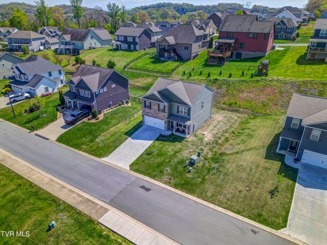 2564 Bridgeforth Crossing, Kingsport, TN 37664
