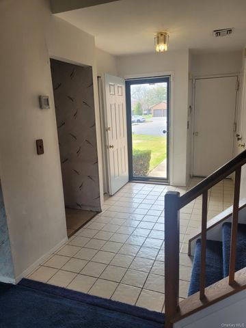 174 Melanie Way, Commack, NY 11725