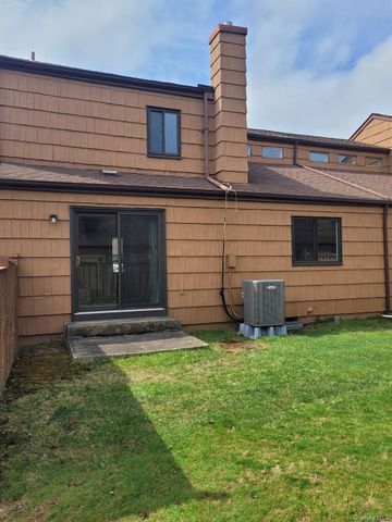 174 Melanie Way, Commack, NY 11725