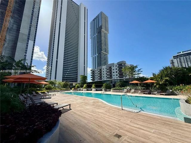700 NE 24th Street 606, Miami, FL 33137