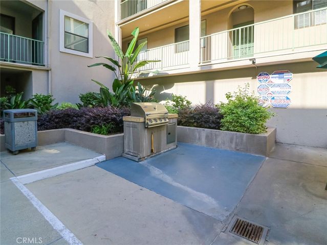 555 Maine Avenue 219, Long Beach, CA 90802
