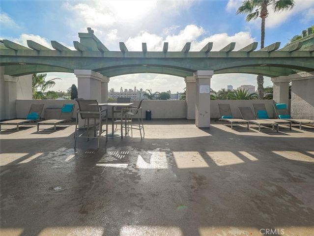 555 Maine Avenue 219, Long Beach, CA 90802