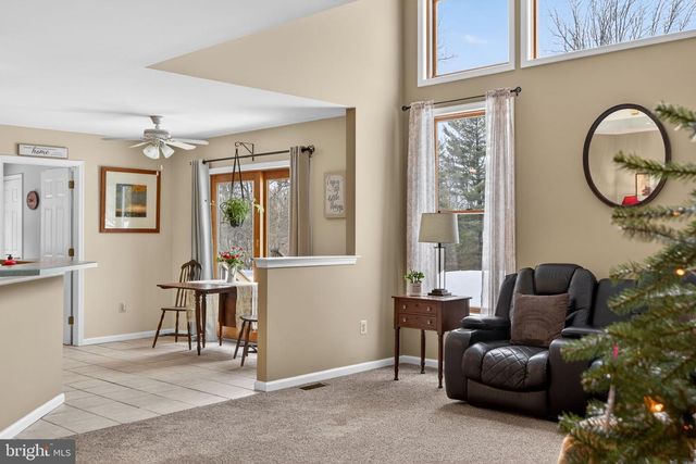 712 BROAD ST, Perkasie, PA 18944