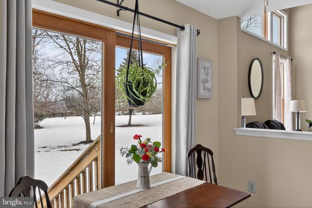 712 BROAD ST, Perkasie, PA 18944