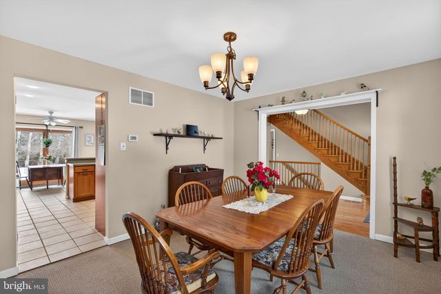 712 BROAD ST, Perkasie, PA 18944