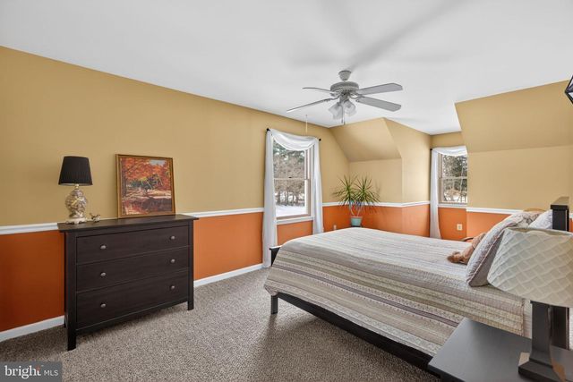 712 BROAD ST, Perkasie, PA 18944