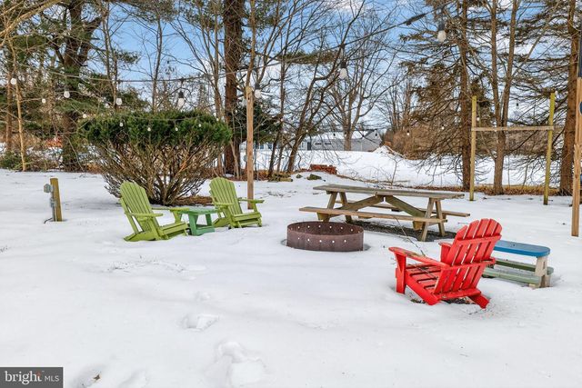 712 BROAD ST, Perkasie, PA 18944