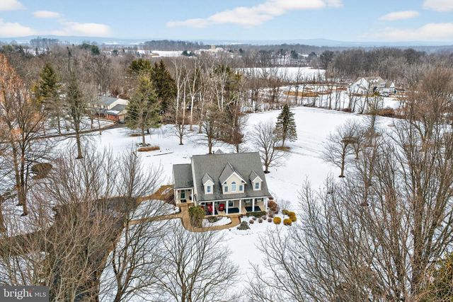 712 BROAD ST, Perkasie, PA 18944