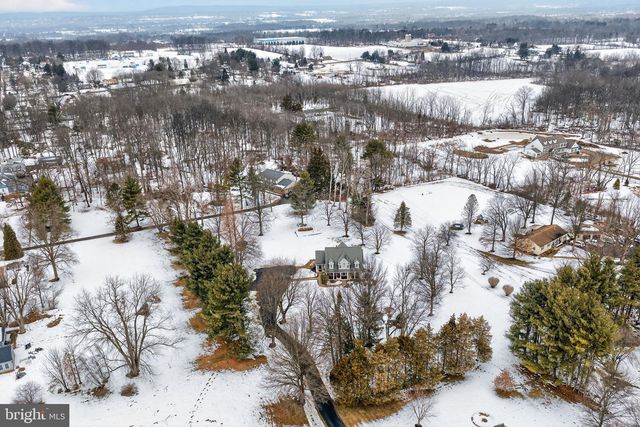 712 BROAD ST, Perkasie, PA 18944