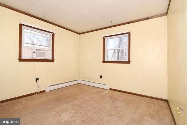 68 EISENHAUER RD, Myerstown, PA 17067