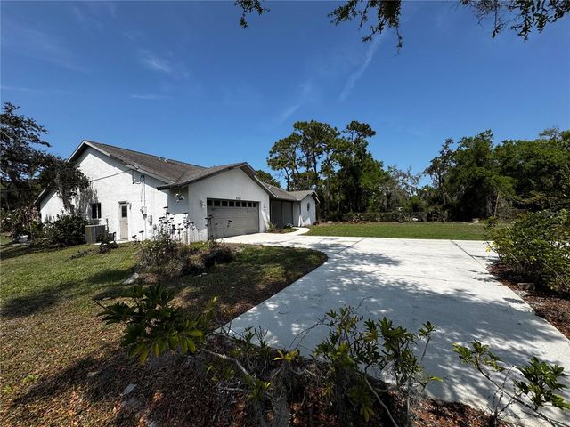 7026 85TH STREET COURT E, Bradenton, FL 34202