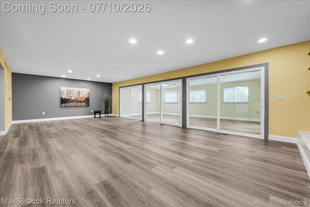 5229 Simpson Lake Road, West Bloomfield Charter Township, MI 48323