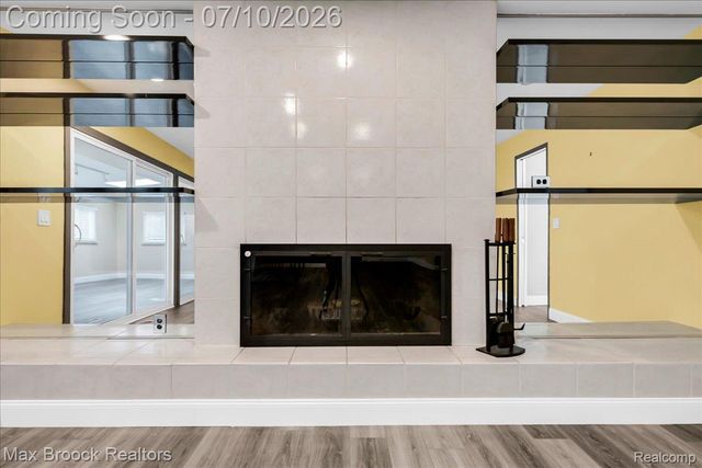 5229 Simpson Lake Road, West Bloomfield Charter Township, MI 48323