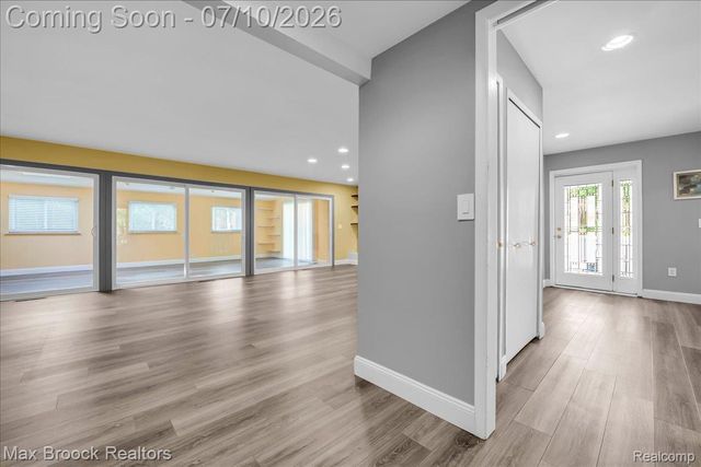 5229 Simpson Lake Road, West Bloomfield Charter Township, MI 48323