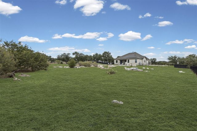 225 Spicewood Trails DR, Spicewood, TX 78669
