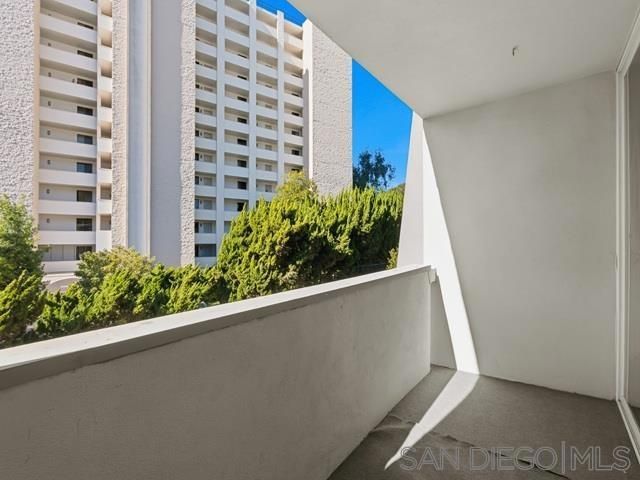 2510 Torrey Pines Rd 312, La Jolla, CA 92037