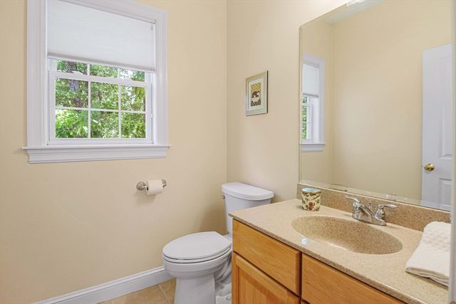 17 Dudley Road, Mendon, MA 01756