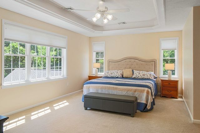 17 Dudley Road, Mendon, MA 01756