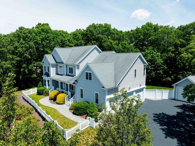 17 Dudley Road, Mendon, MA 01756