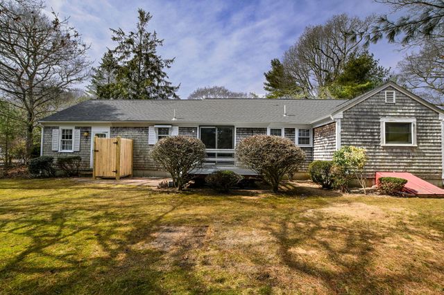 48 Captain Noyes Road, South Yarmouth, MA 02664