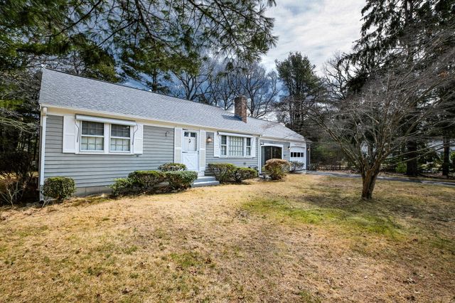 48 Captain Noyes Road, South Yarmouth, MA 02664