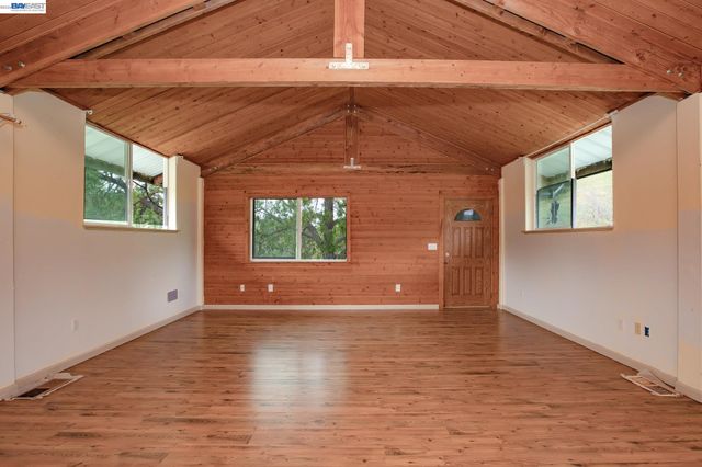 6115 Morgan Territory Rd, Clayton, CA 94517