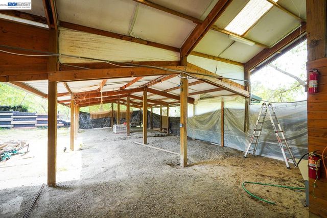 6115 Morgan Territory Rd, Clayton, CA 94517