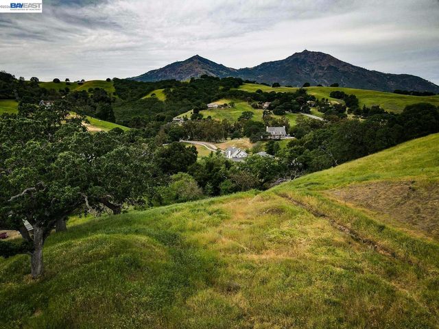 6115 Morgan Territory Rd, Clayton, CA 94517