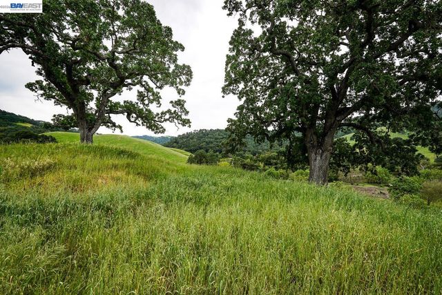 6115 Morgan Territory Rd, Clayton, CA 94517