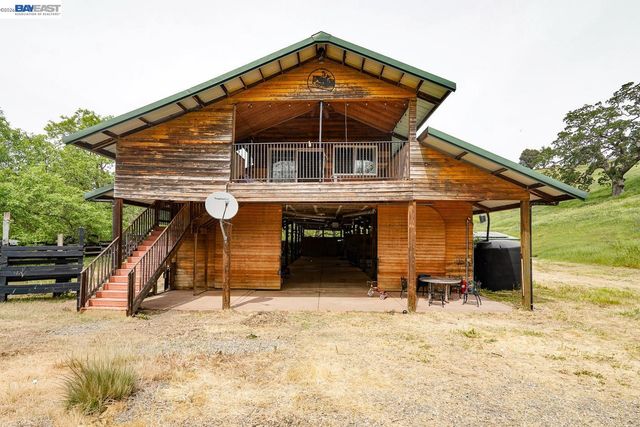 6115 Morgan Territory Rd, Clayton, CA 94517